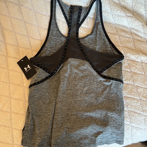 Under Armour workout tank top - Picture 3 of 3